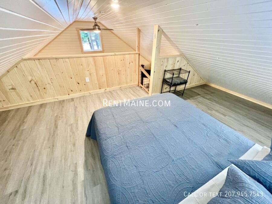 Building Photo - 8 Sand Beach Ln