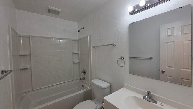 Building Photo - 4344 NW 25th Terrace