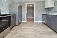 Building Photo - 2702 W Boone Ave