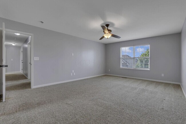 Building Photo - 1701 Marigold St