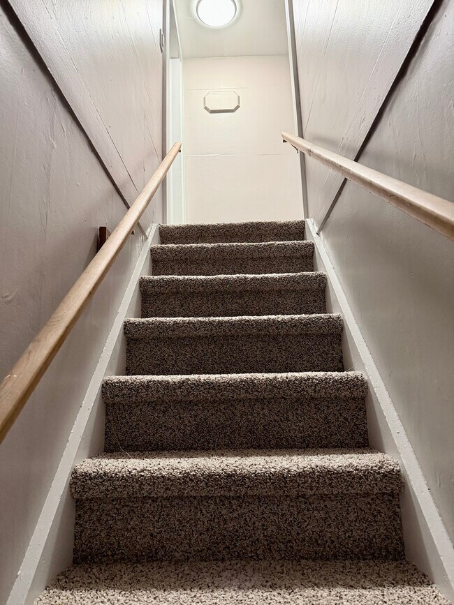 Building Photo - 34 Bakerdale Rd