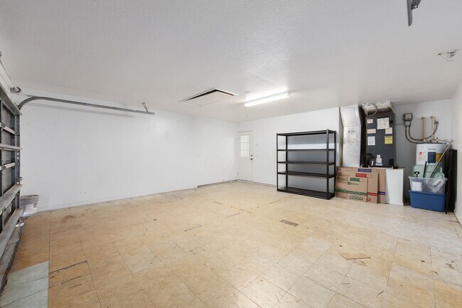 Building Photo - 7860 SW 204th Ave