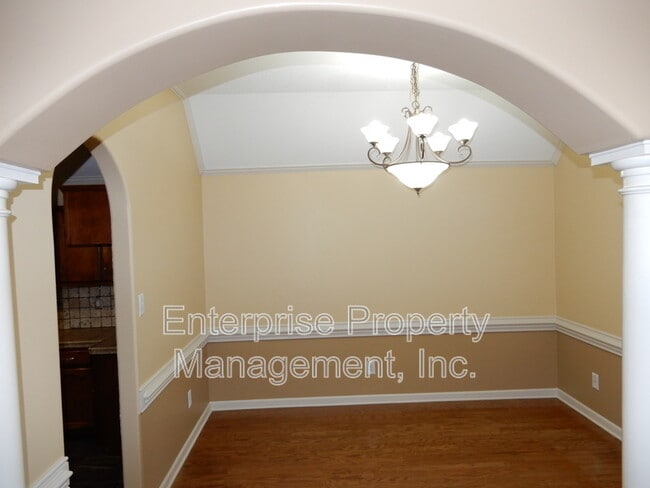 Building Photo - 4525 Hickory Creek Dr