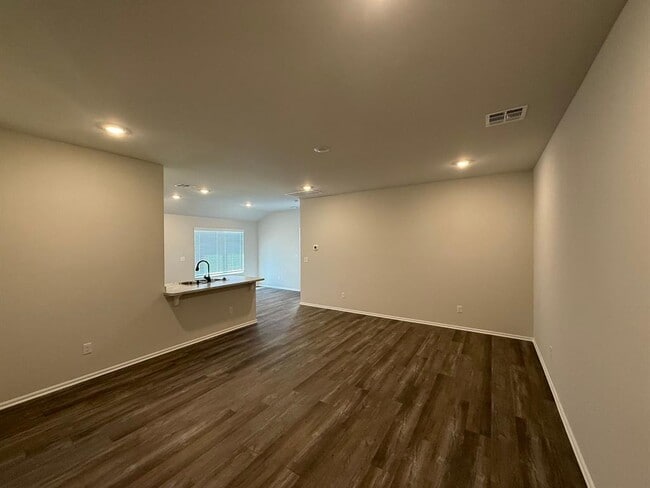 Building Photo - 4109 Reese Dr