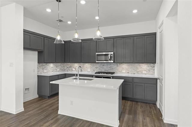 Building Photo - 1064 Old Rosebud Dr