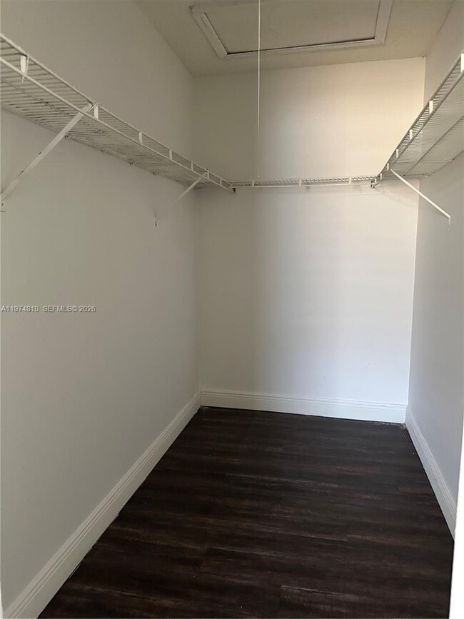 Building Photo - 65 NE 12th Ave