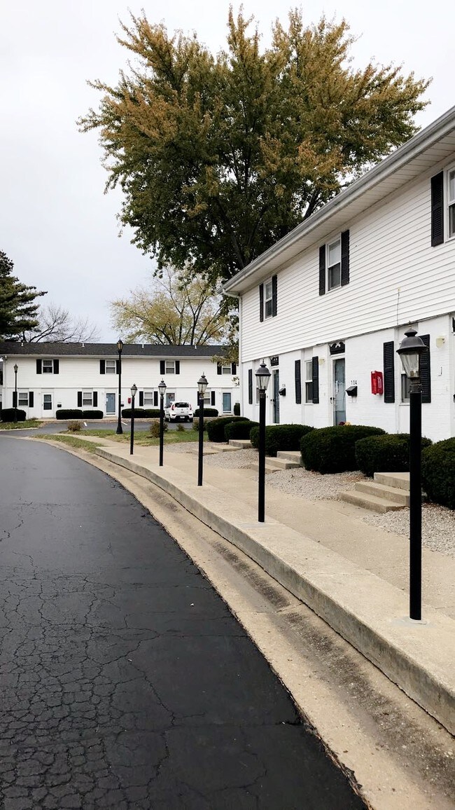 Building Photo - 202 Spring Creek Dr