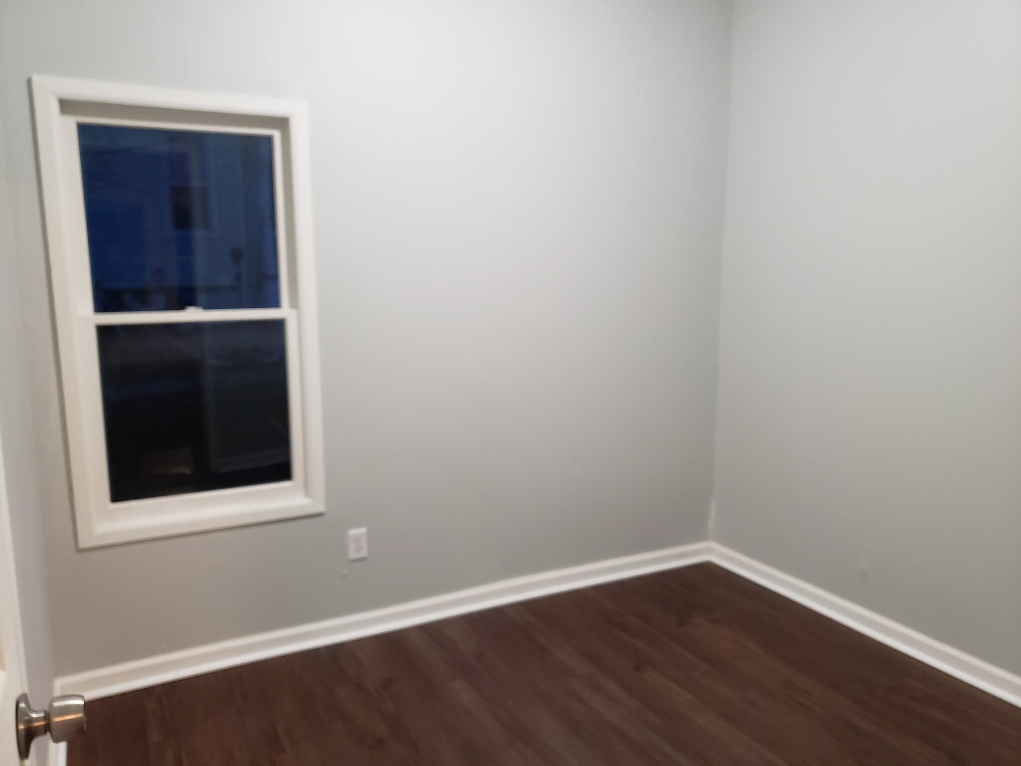 Building Photo - 253 Oak St