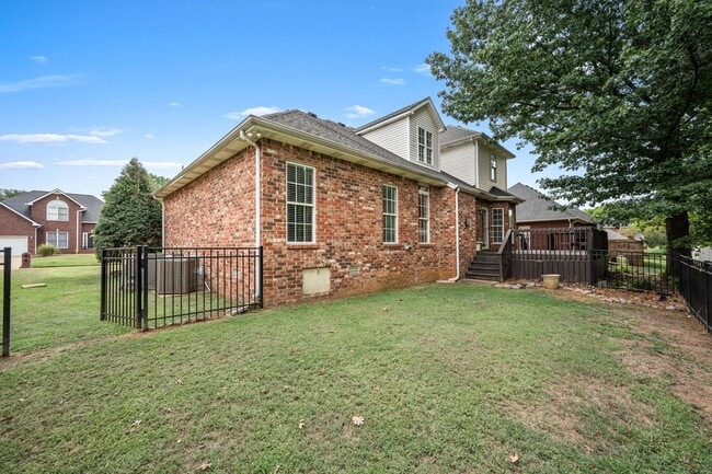 Building Photo - 131 White Cloud Trail