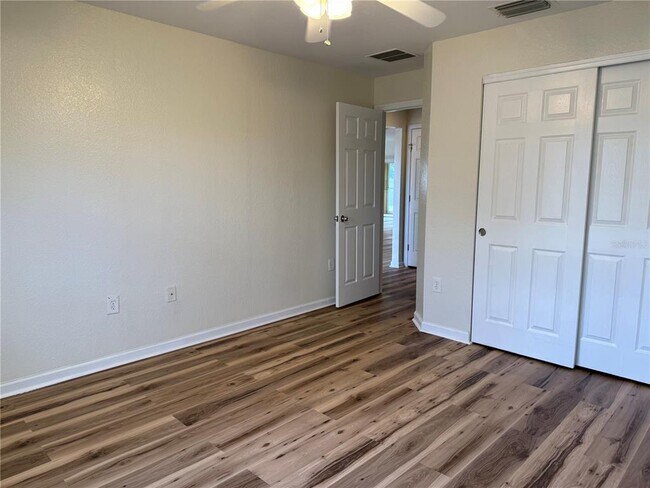 Building Photo - 4304 SW 54th Ct