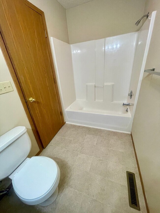 Building Photo - 4318 Penny Ct