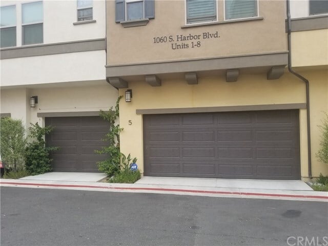 Building Photo - 1060 S Harbor Blvd