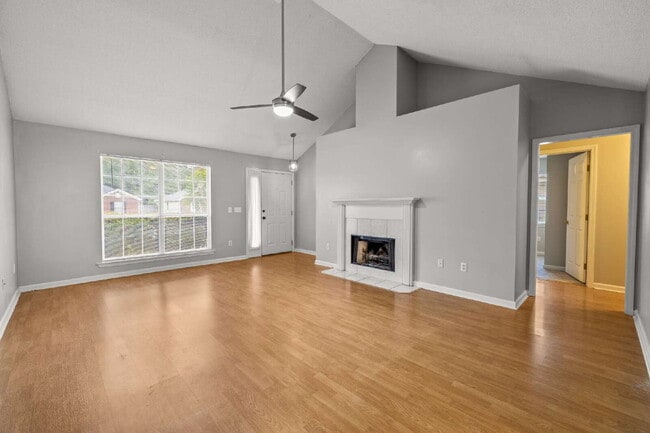 Building Photo - Charming All-Brick Home with Garage & Covered Patio!