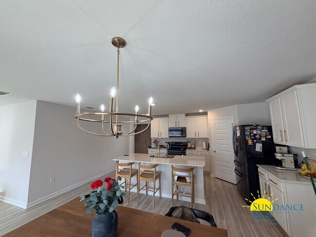 Building Photo - Spacious 4BR Patriot Ridge Home with Community Perks!