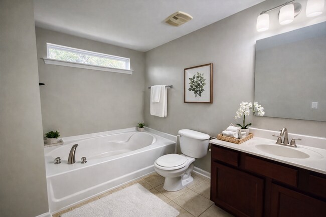 Building Photo - Beautiful 2 Bedroom Townhome in Olde Whitehall – Charlotte, NC