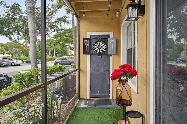 Building Photo - 1259 SW 46th Ave