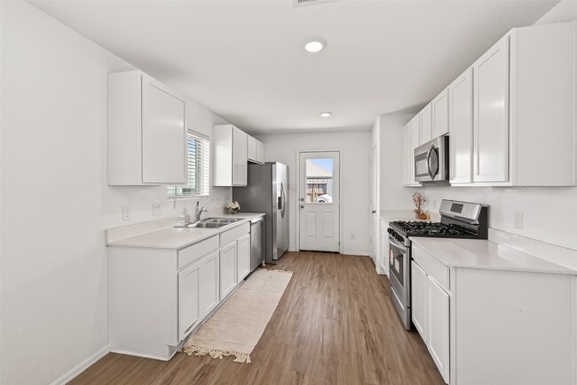 Building Photo - 7642 Terania Mdw Ln