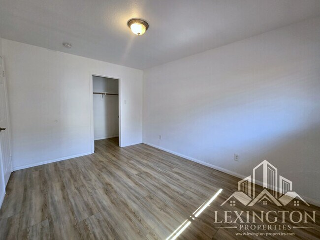 Building Photo - Fantastic, 2bd/1ba, Condo Home available in The Villaggio community, near Madison Ave. and Americ...