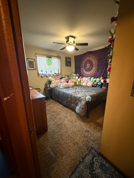 Building Photo - 2223 E Joseph Ave