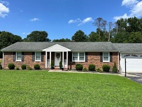 Building Photo - 8700 River Rd