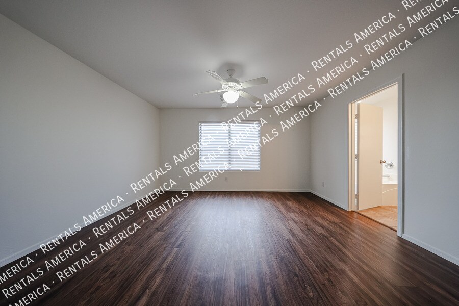 Building Photo - 29120 N Yellow Bee Dr