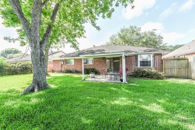 Building Photo - 11531 Kirkmeadow Dr
