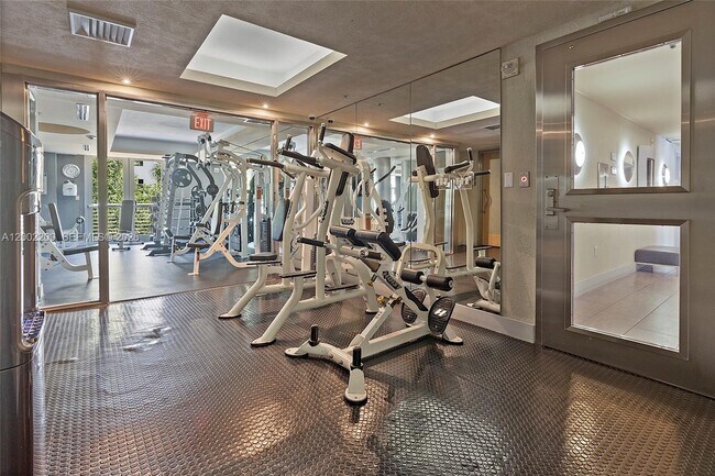 Building Photo - 110 Washington Ave