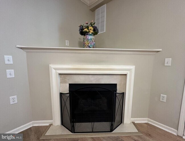Building Photo - 416 Masterson Ct