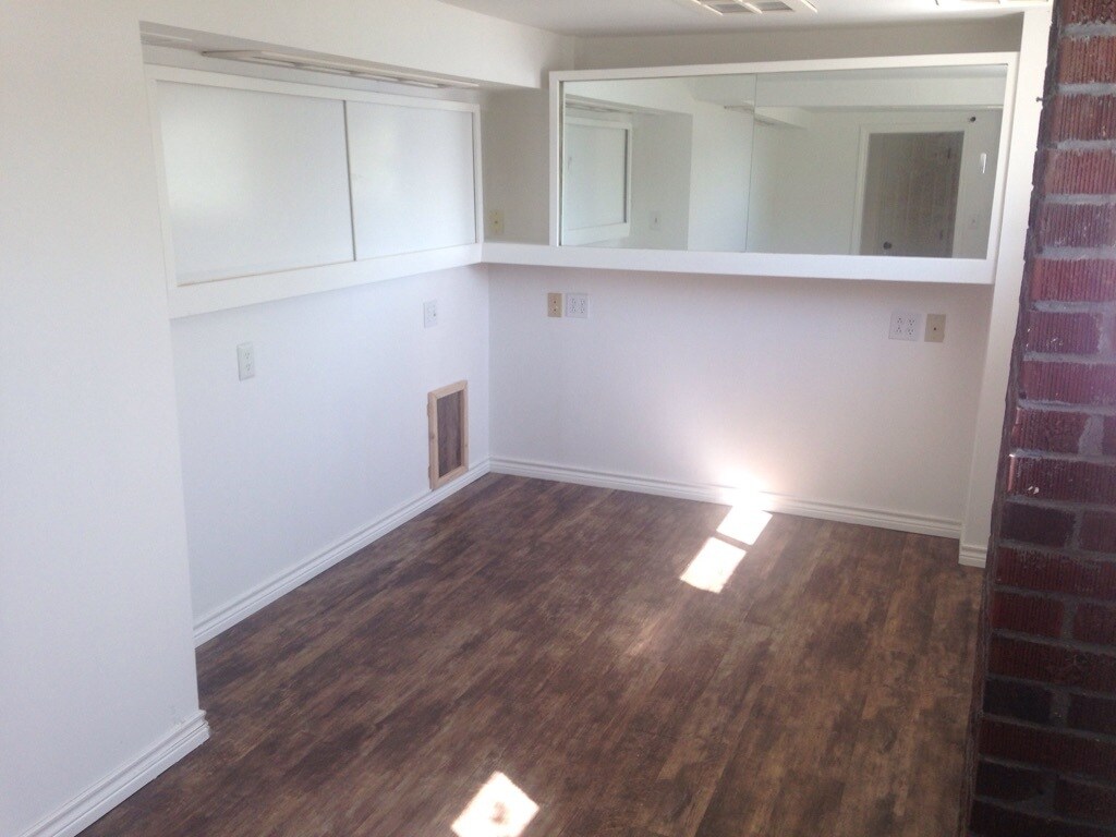 Bedroom with water view. - 9876 SE Southworth Dr