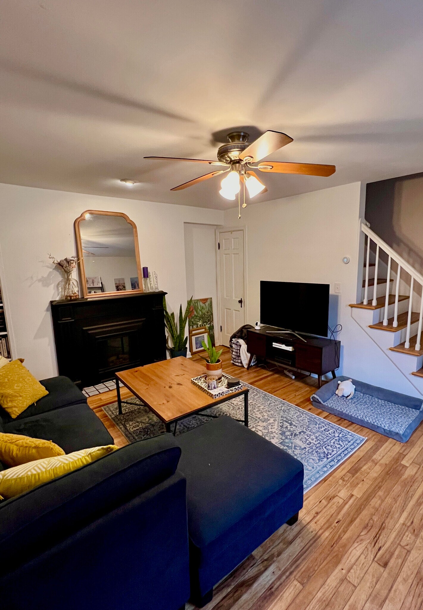 Living room - 1797 Northwest Blvd