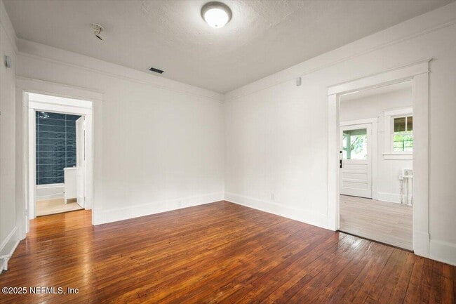 Building Photo - 3971 Boone Park Ave