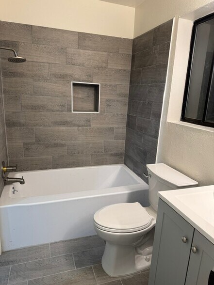 Building Photo - 5905 Fairfax Rd