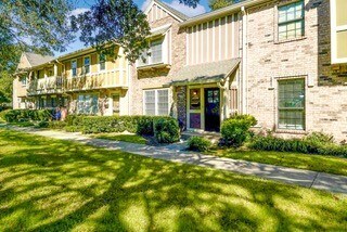 Building Photo - 10492 Hammerly Blvd