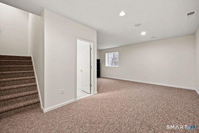 Building Photo - 41 Park Pl Cir