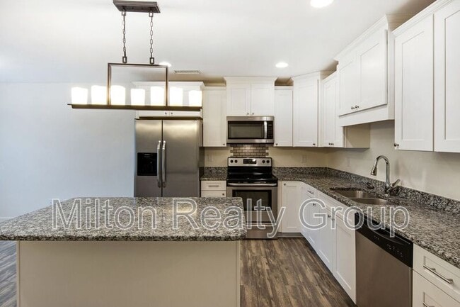Building Photo - 112 Brickyard Ln