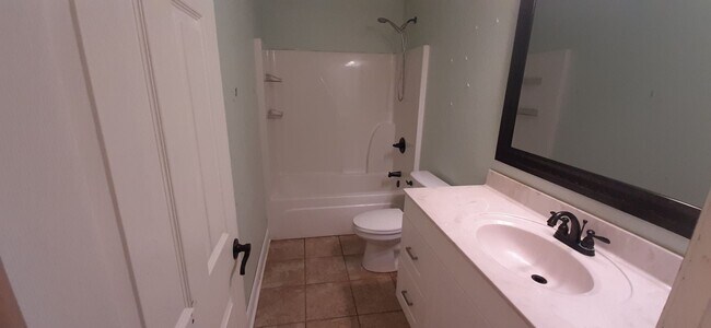 Building Photo - 327 Austin Creek Dr