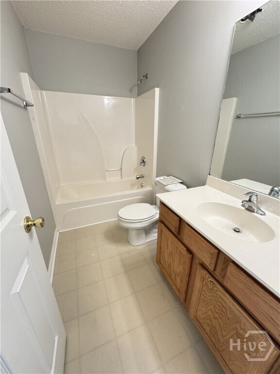 Building Photo - 4 Greatwood Wy