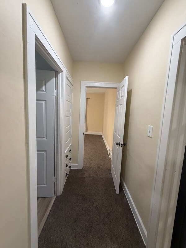 Building Photo - 4427 W 49th St