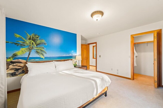 Building Photo - 7755 Cully Ln