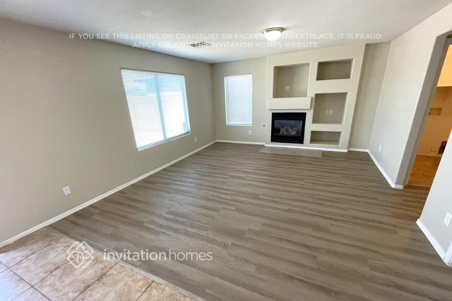 Building Photo - 5552 W Minton Ave