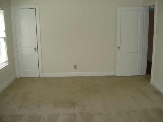 Building Photo - 1806 Vassar St
