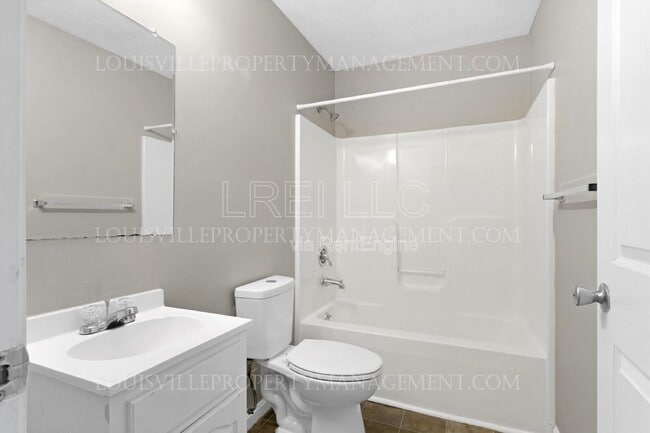 Building Photo - 304 Keeneland Dr