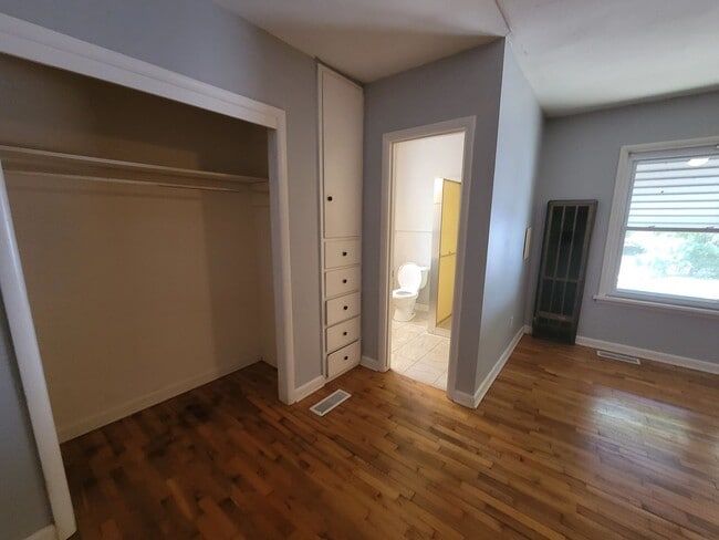 Building Photo - Home in Hot Springs