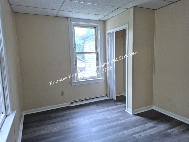 Building Photo - 2412 7th Ave