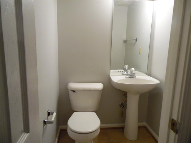 Building Photo - 2556 Crusaders Way