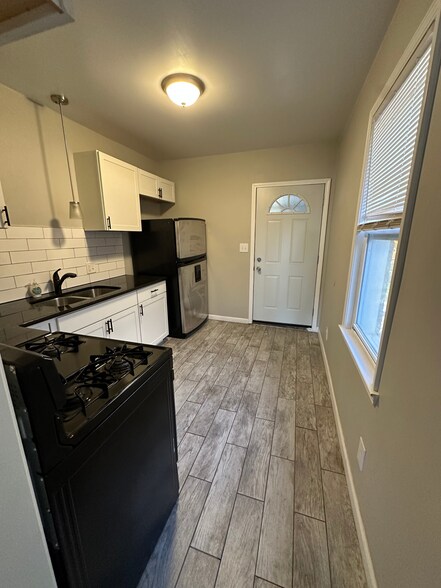 Kitchen - 349 Westminster St