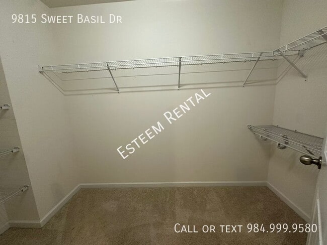 Building Photo - 9815 Sweet Basil Dr