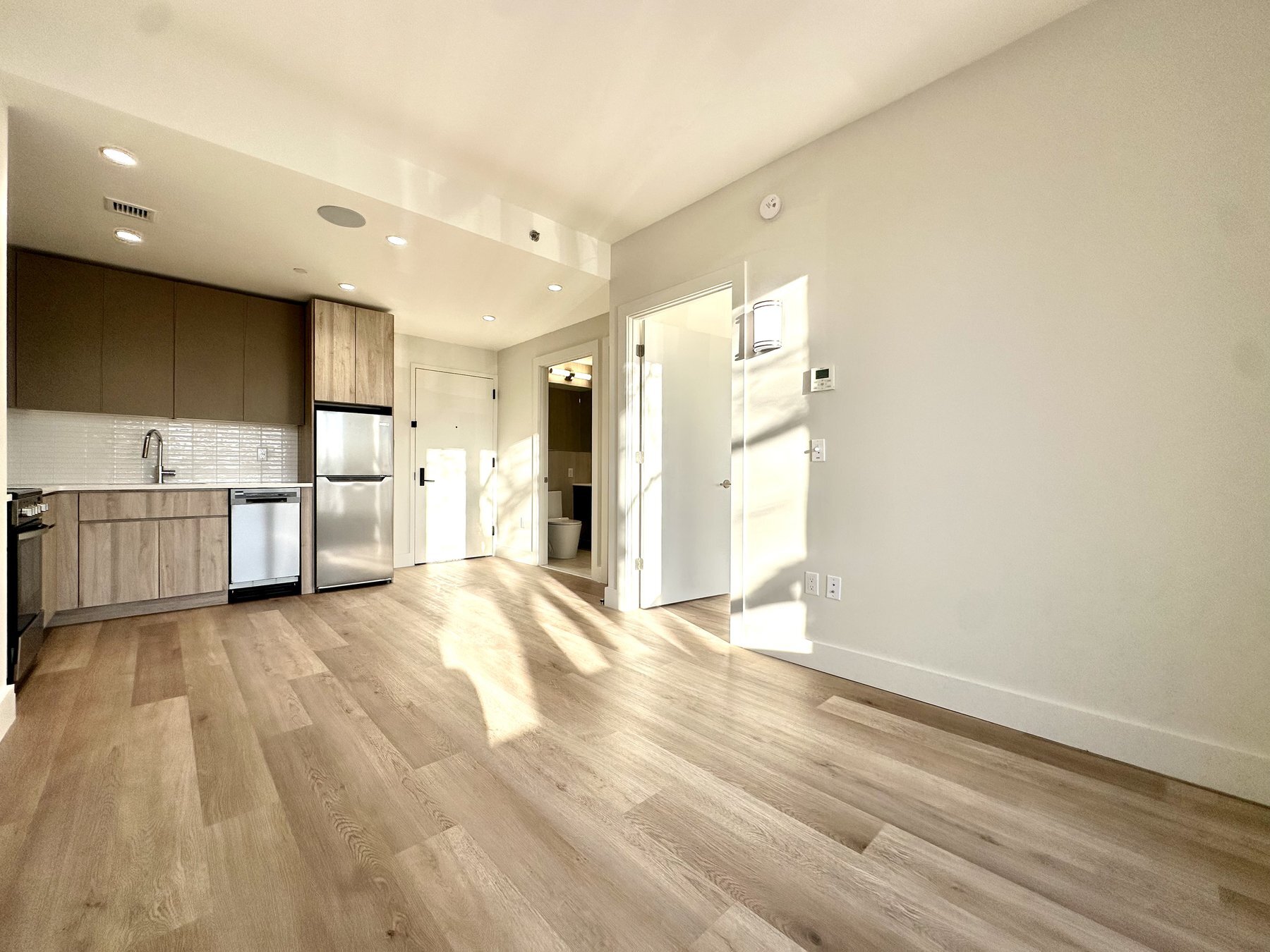Building Photo - 91 Bruckner Blvd