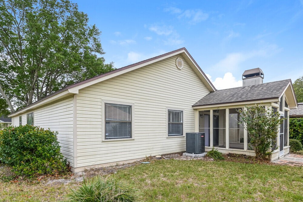 Building Photo - 8840 St Lucia Ct