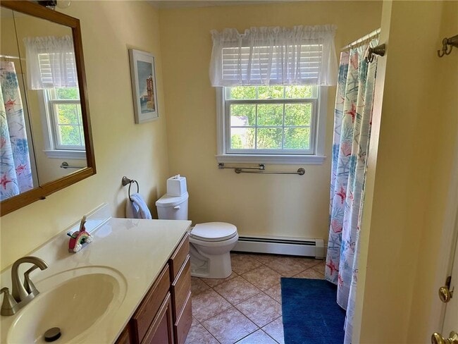 Building Photo - 25 Sycamore Dr